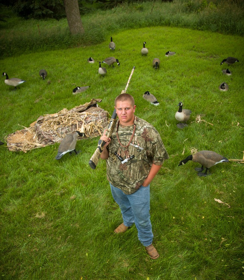 Senior picture ideas for guys - Hunting Gear